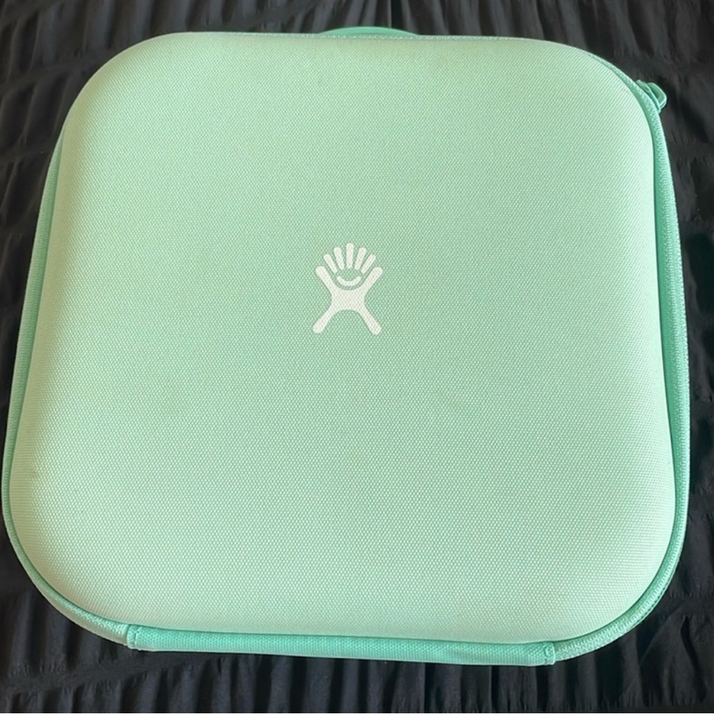 Hydro flask lunch box